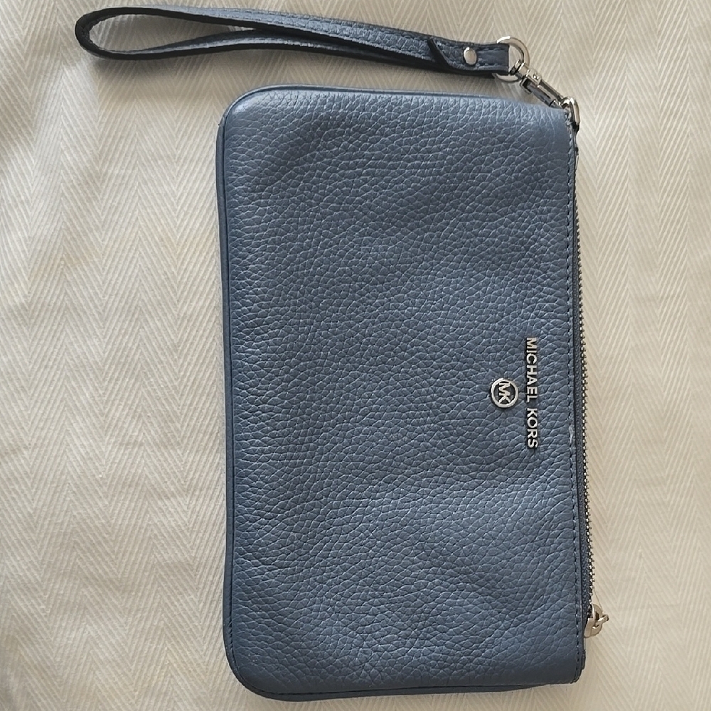Michael Kors Blue Wristlet